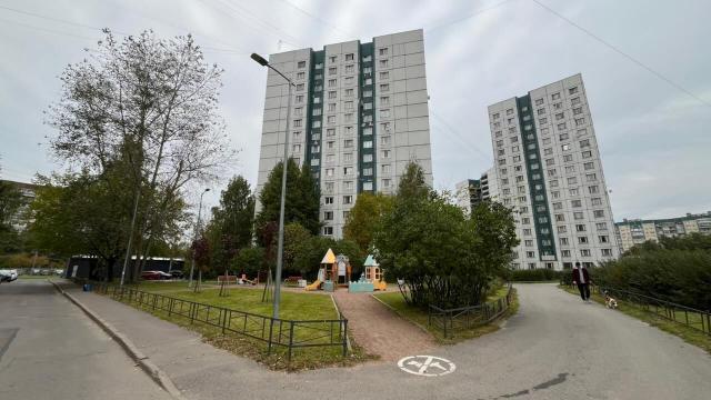 Маршала Новикова ул., 13