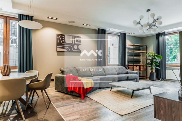 Смольная наб., 12