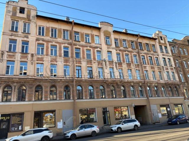 пр-кт. Кондратьевский, 32