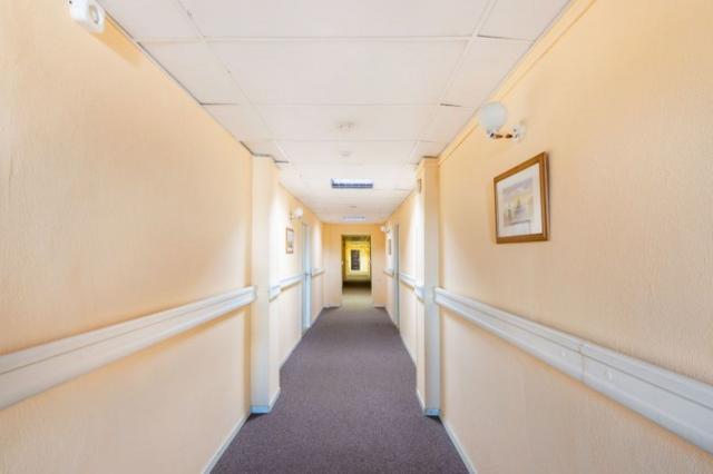 Конституции пл., д.2