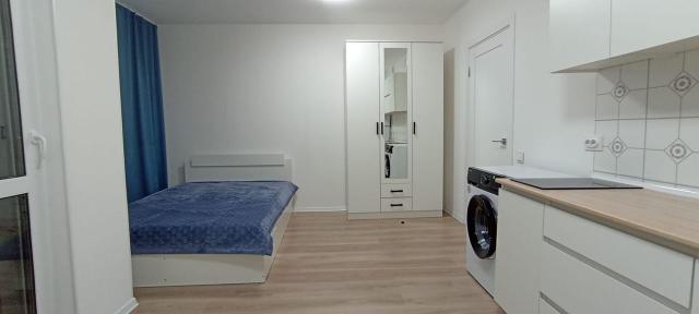 Чарушинская ул., 32