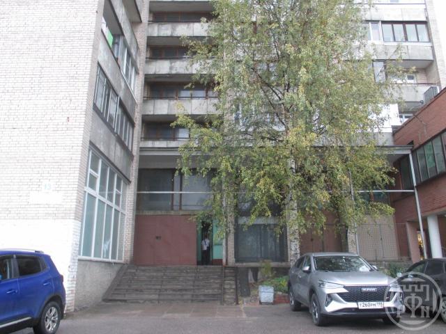 Маршала Казакова ул., д 13