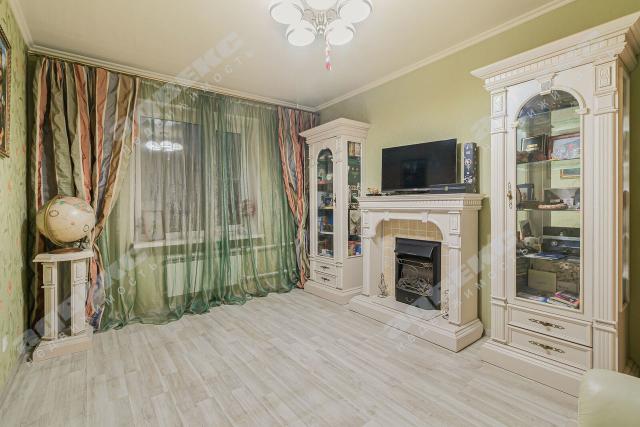 Пулковская ул., 13