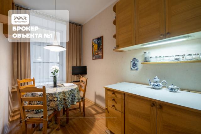 Марата ул., 32