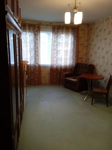 Лётчика Пилютова ул., 5