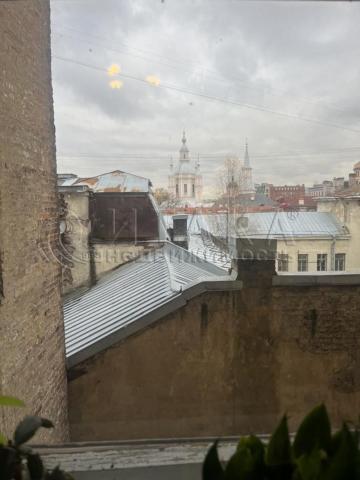 линия. 6-я В.О., 17