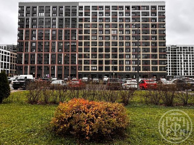 Среднерогатская ул., д 11