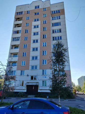 Ленинградская область, Свердлова им. пос., Западный прд., 12