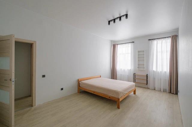 Красная ул., 8к1