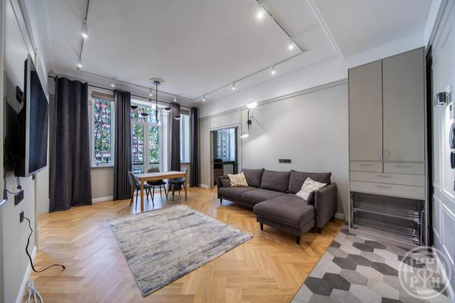 Энгельса просп., д 36