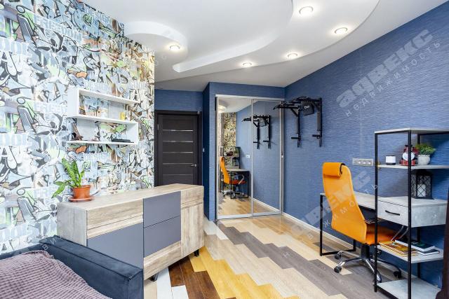 Ленинградская область, Бугры пос., Полевая ул., 16