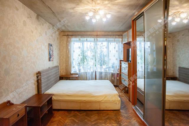 Средний пр., 92