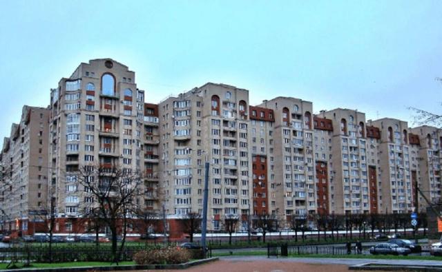 Нахимова ул., 11