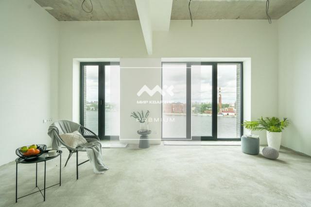 Макарова наб., 58