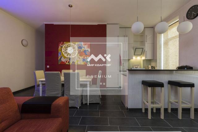 Рубинштейна ул., 10