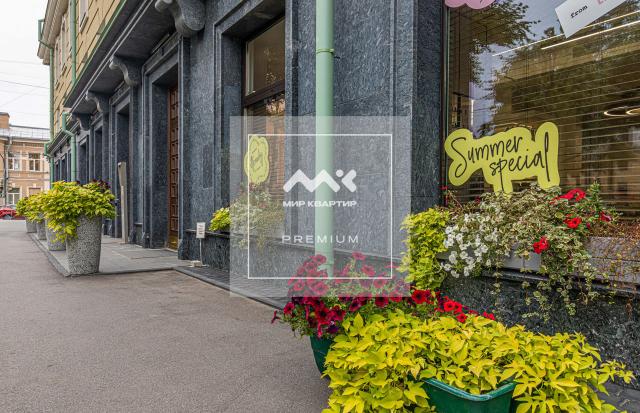 Подъездной пер., 12