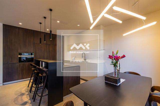 Тореза проспект, 118