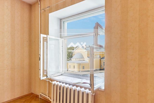 Островского пл., 9