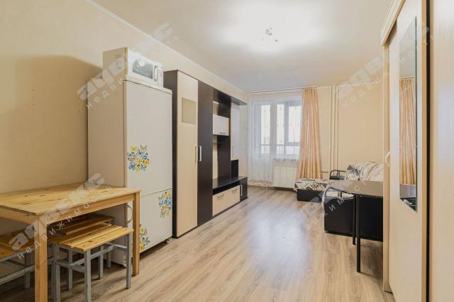 Доблести ул., 7