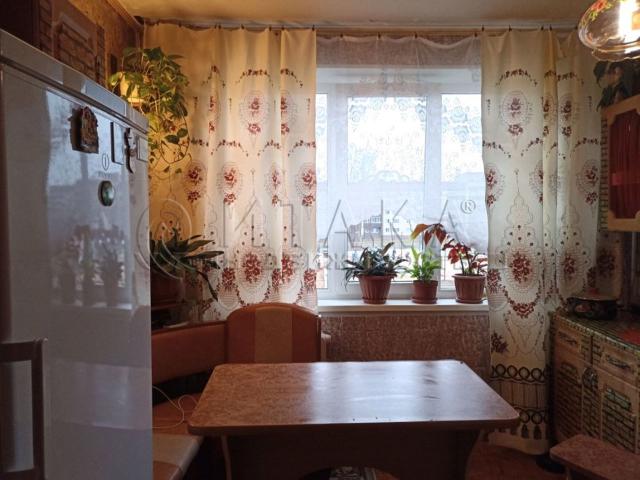 г. Луга, ул. Победы, 12