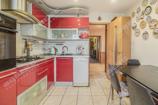 Славы пр., 43/49