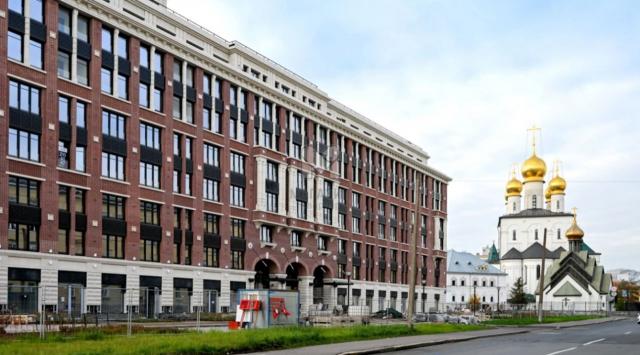 Миргородская ул., 1