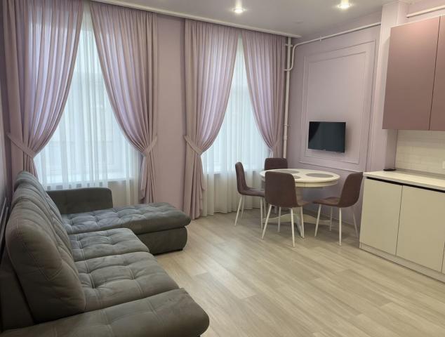 Чкаловский пр., 8