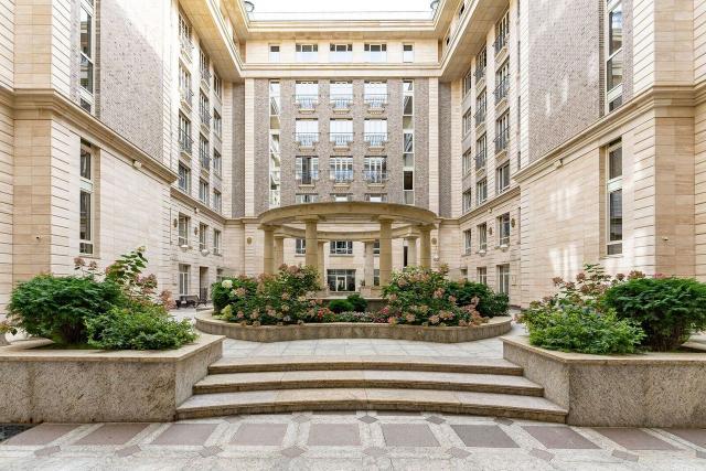 Гастелло ул., 7