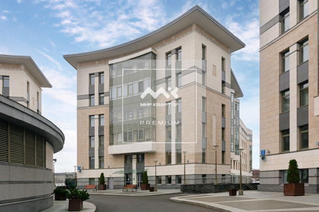 Петровский проспект, 2