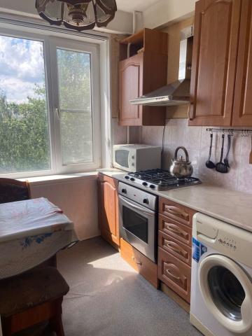 Есенина ул., 28