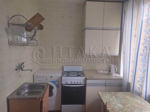 ул. Антонова-Овсеенко, 17