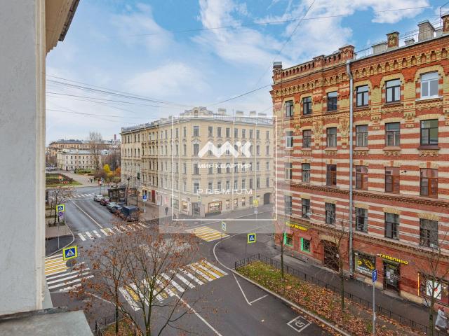 Английский проспект, 48