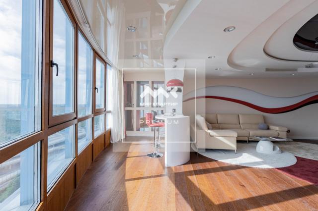 Планерная ул., 63