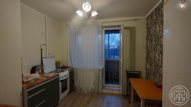 Октябрьская наб., д 124