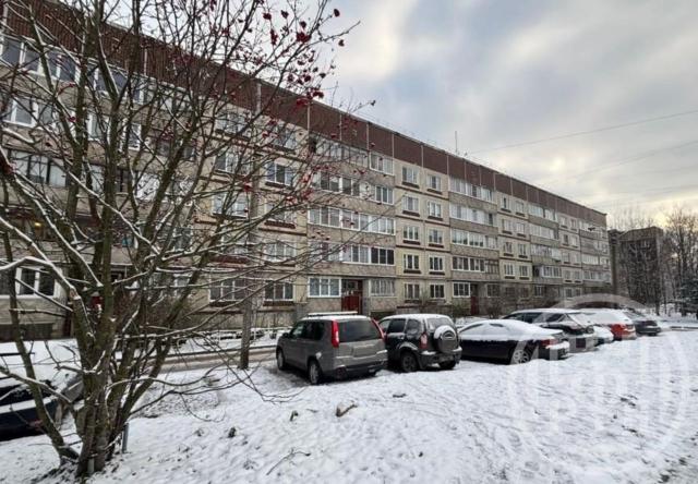 Кировск г., Партизанской Славы бул., д 11