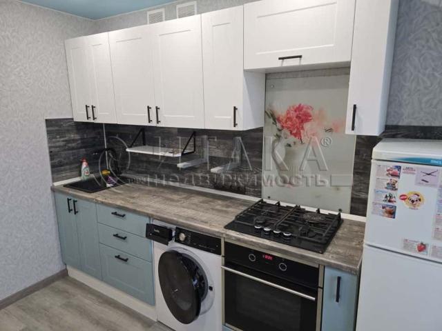 ул. Лёни Голикова, 25