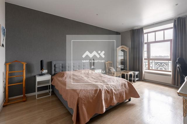 Наличная ул., 24