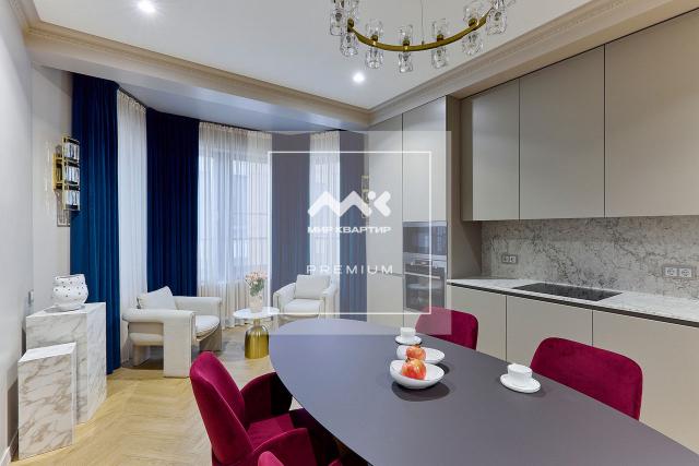 Миргородская ул., 20