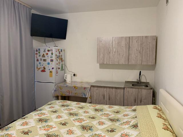 Среднерогатская улица, 13 к. 1