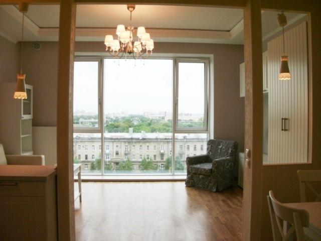 Юрия Гагарина пр., 7