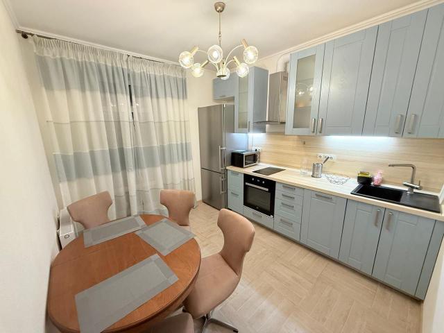 Плесецкая ул., 6