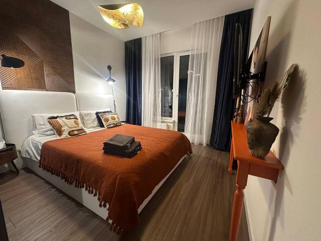 Инструментальщиков ул., 18