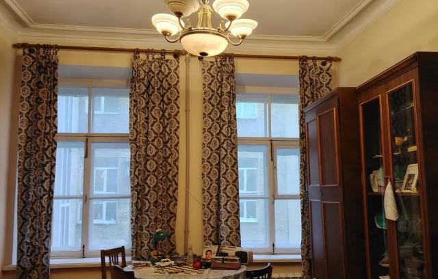 Коломенская ул., 7