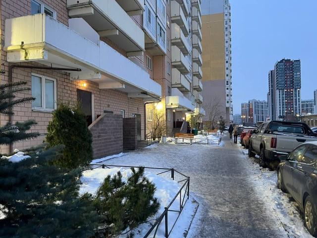 Глухарская ул., 33к1