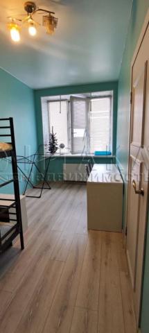 линия. 13-я В.О., 80