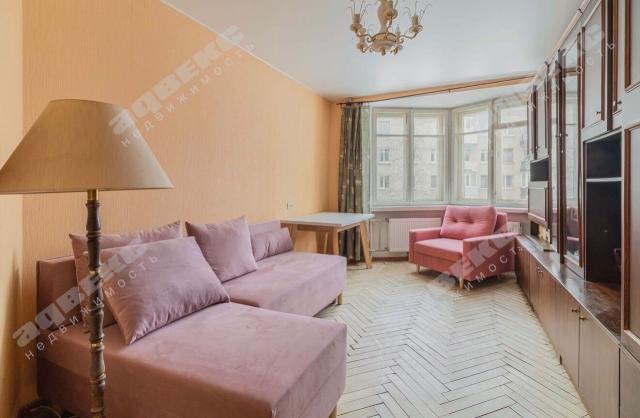 Дрезденская ул., 28