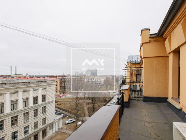 Рентгена ул., 7