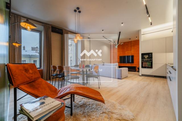 Большая Морская ул., 48