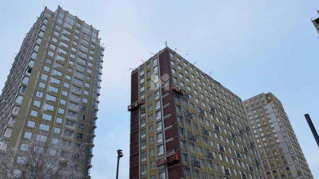 Шостаковича ул., 1