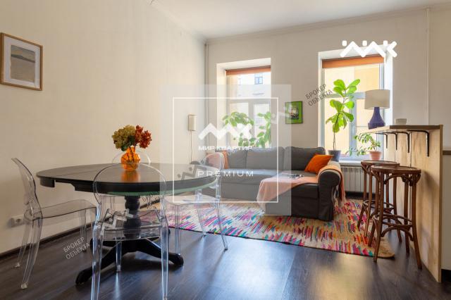 Моховая ул., 14